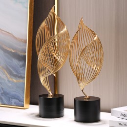 現代輕奢鐵藝擺件高檔客廳玄關電視柜創意酒柜藝術抽象軟裝裝飾品 現代輕奢鐵藝擺件高檔客廳玄關電視柜創意酒柜藝術抽象軟裝裝飾品